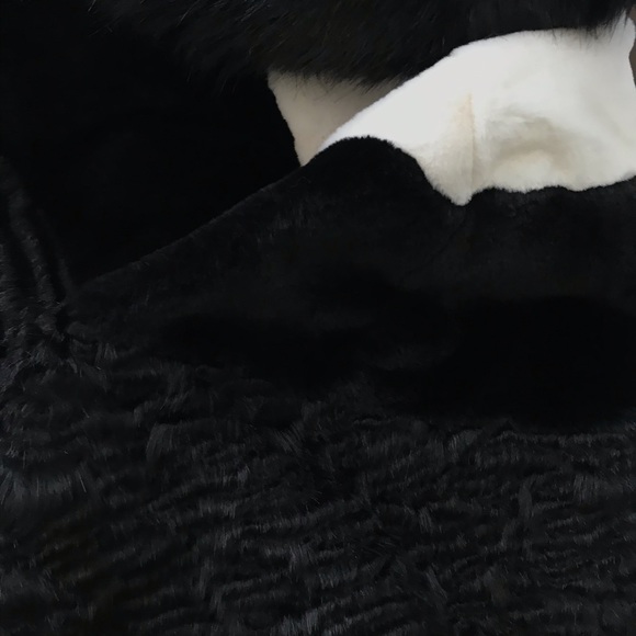 CeLeste by Bibhu fur cape black and white - Picture 9 of 13